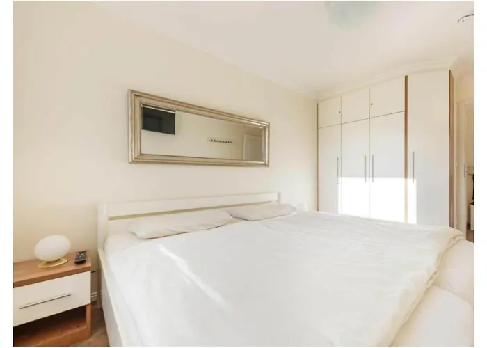 بيت للعطل Duenenburg App 08 *